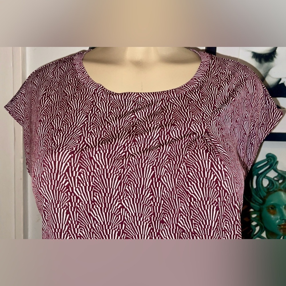 Banana Republic Vintage Theater Seat Pattern Cap Sleeve Top Medium - Picture 5 of 9